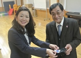 和泉幼児院様へ贈呈式